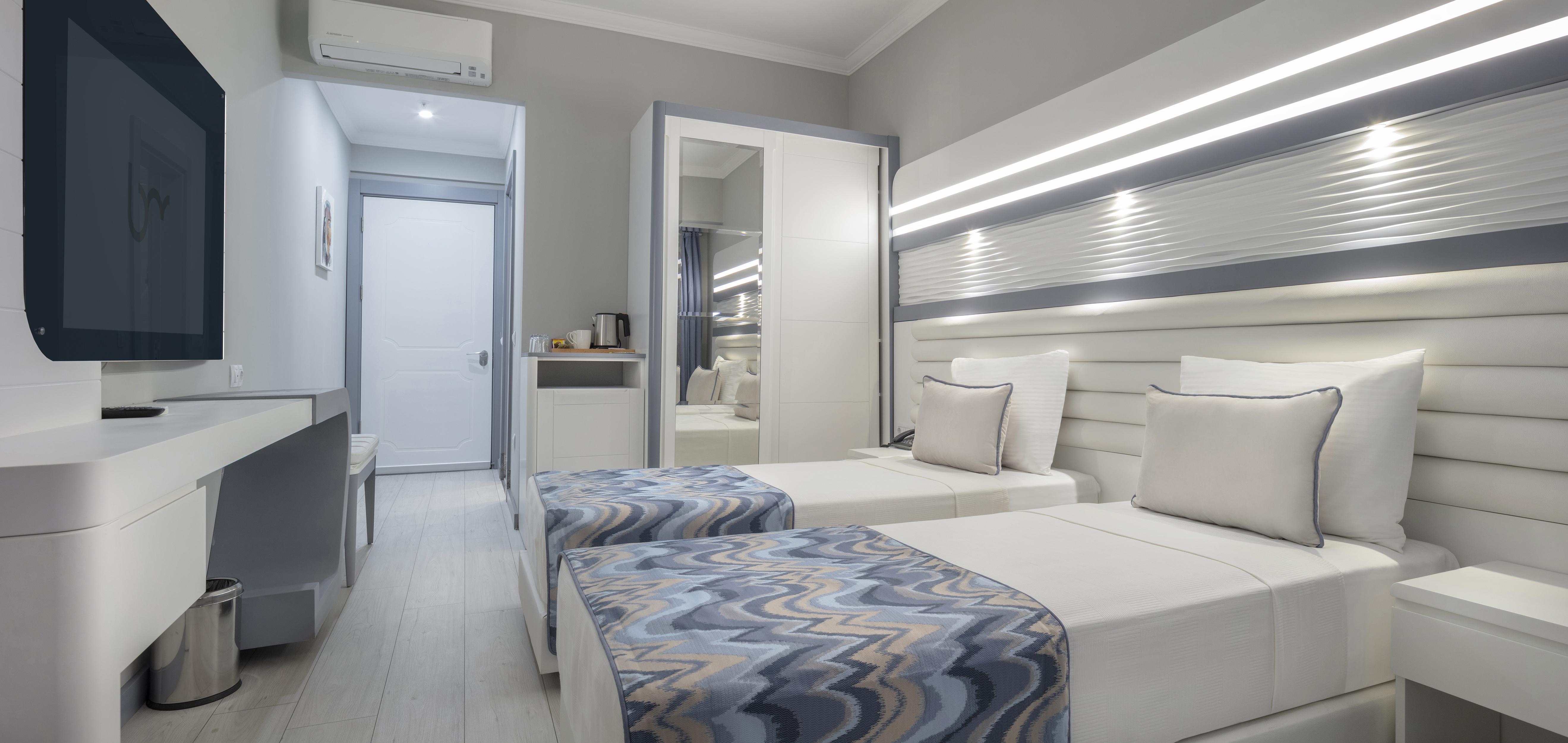 Hotel Blue Marlin Deluxe Spa&resort 5*