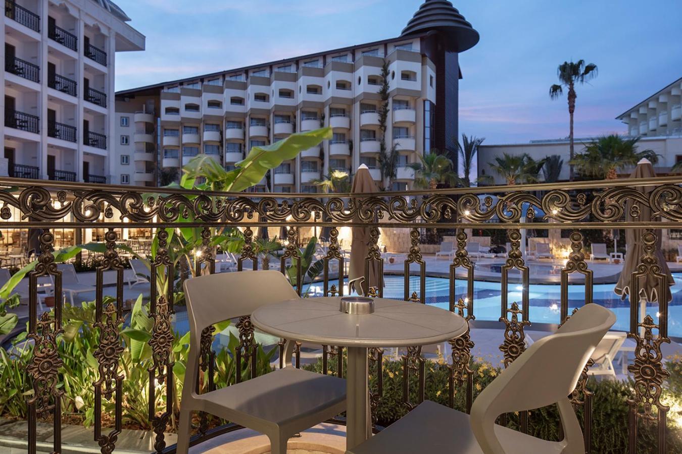 Blue Marlin Deluxe Spa&resort Konaklı